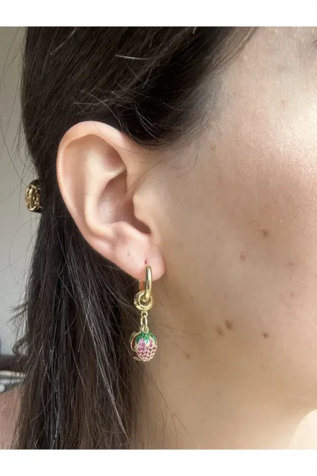 Üç Boyut Çilekli Charm Küpe